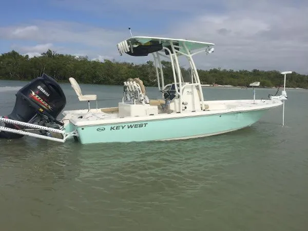 Slide: The Image of Key West 230 Bay Reef 2020 - 5