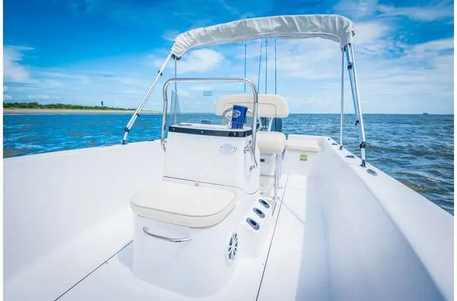 Slide: The Image of Sportsman 19 ISLAND REEF 2018 - 4