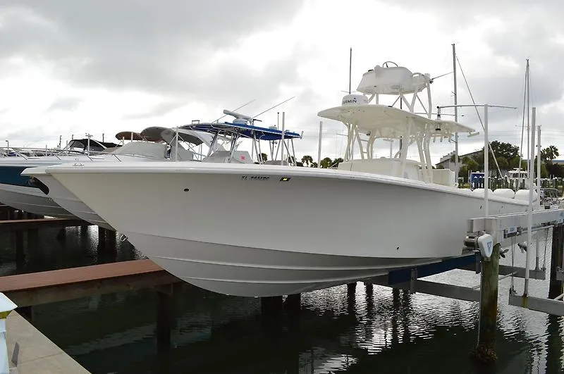 Slide: The Image of SeaVee 390z Center Console 2016 - 0