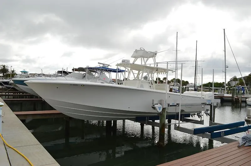 Slide: The Image of SeaVee 390z Center Console 2016 - 5