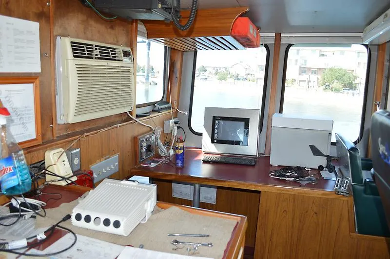 Slide: The Image of SAN DIEGO MARINE CONST CO 3,000 hp Tug 1964 - 6