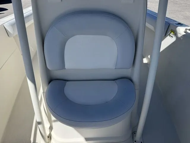 Slide: The Image of Sailfish 220 CC 2016 - 15