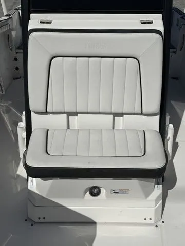 Slide: The Image of Yamaha 255 FSH Sport E 2021 - 17