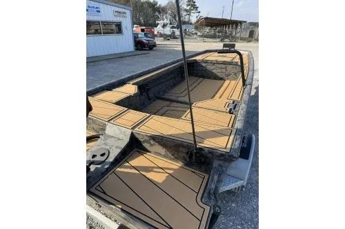 Slide: The Image of 2026 Gator Tail 1854 Extreme boat with spacious interior and sleek design. - 10