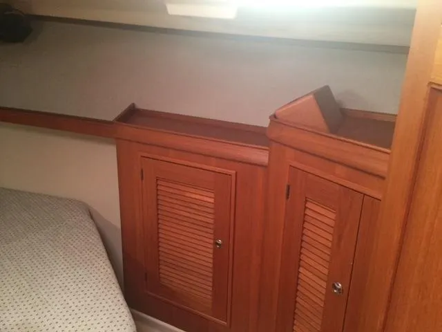 Slide: The Image of Interior of Island Packet Craft Express 360 yacht, year 2002. - 30