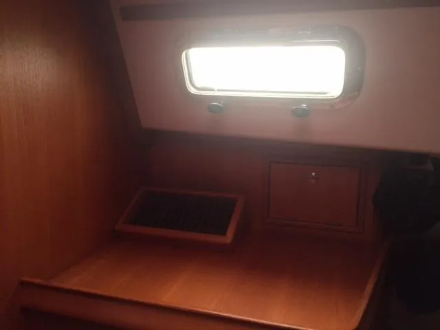 Slide: The Image of Interior cabin of 2002 Island Packet Craft Express 360 boat. - 35