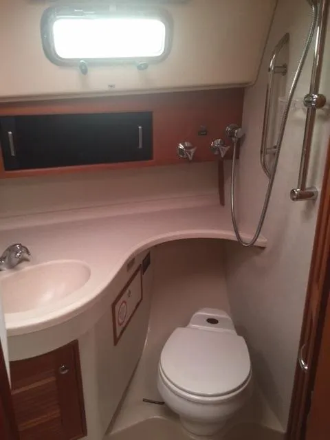 Slide: The Image of Bathroom of Island Packet Packet Craft Express 360, 2002 model. - 37
