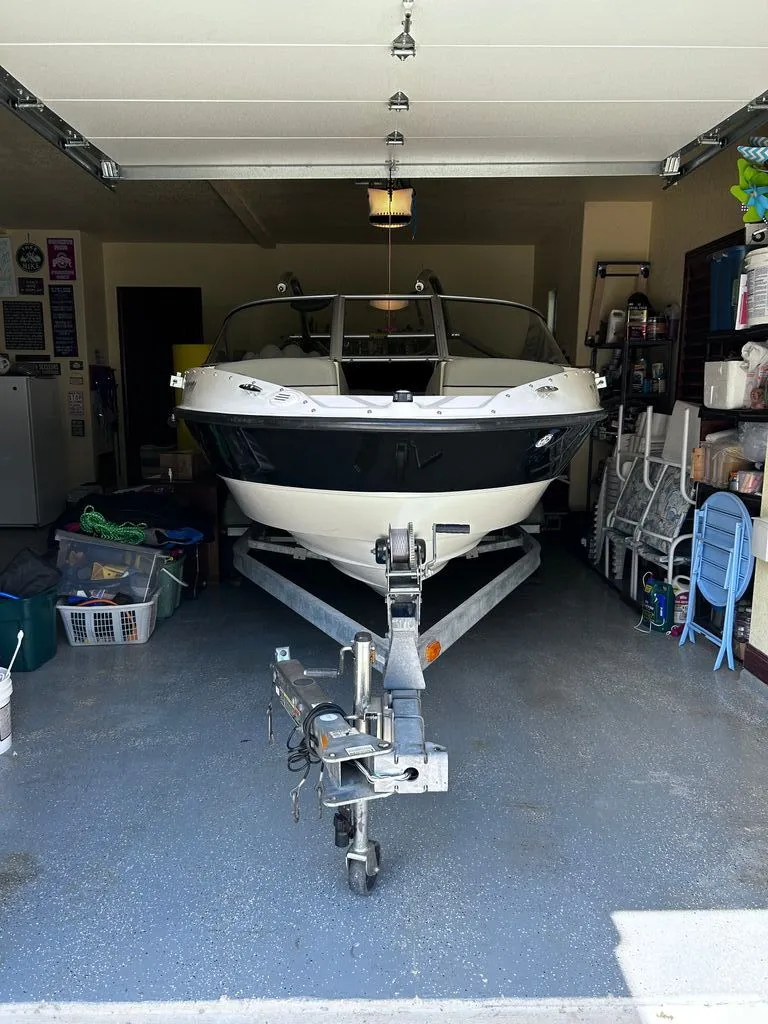 Slide: The Image of Bayliner 185 2011 - 11