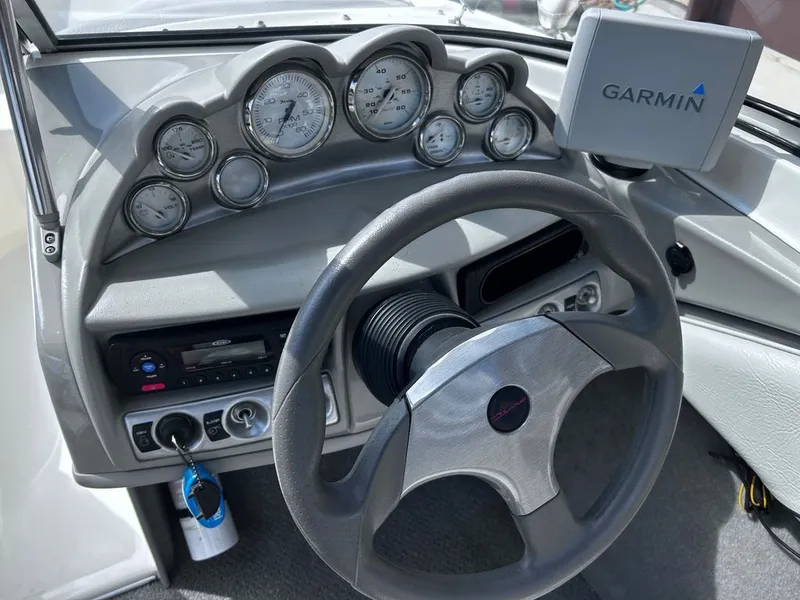 Slide: The Image of Bayliner 185 2011 - 2