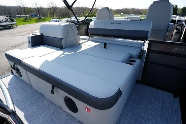 Slide: The Image of 2026 Harris Cruiser 230 SLDH boat with spacious seating and modern design. - 19