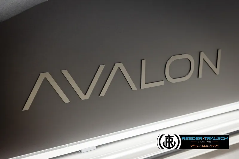 Slide: The Image of 2026 Avalon VEN RF logo on sleek surface, Reeder-Trausch Marine branding visible. - 40