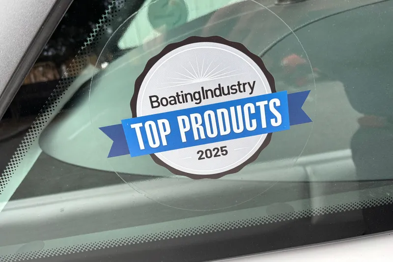 Slide: The Image of Boating Industry Top Products 2025 sticker on Monterey Elite 25 OB, 2026 model. - 40