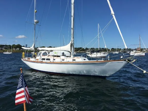 Slide: The Image of Hinckley Yachts Bermuda Yawl 1970 - 1