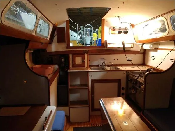 Slide: The Image of Hinckley Yachts Bermuda Yawl 1970 - 4