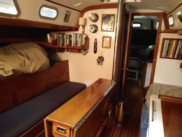Slide: The Image of Hinckley Yachts Bermuda Yawl 1970 - 8