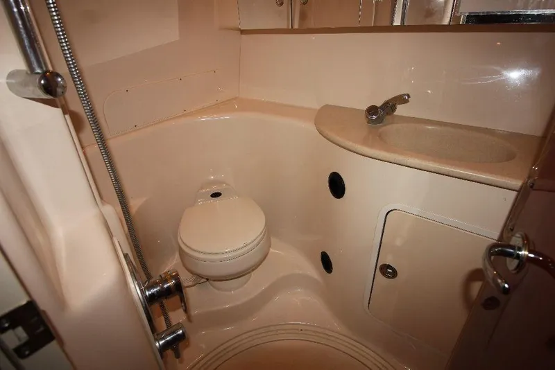 Slide: The Image of Sea Ray 360 Sundancer 2003 - 9