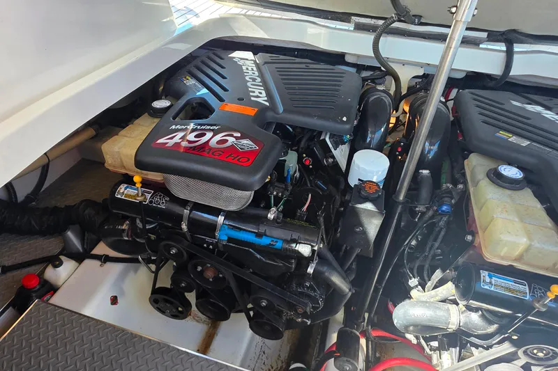 Slide: The Image of Engine compartment of a 2002 Formula 370 Super Sport with MerCruiser 496 MAG HO engine. - 27