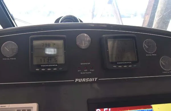 Slide: The Image of Pursuit 3800 Express 2004 - 11