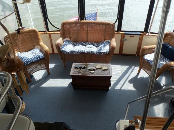 Slide: The Image of Sea Ray 410 Aft Cabin 1987 - 5