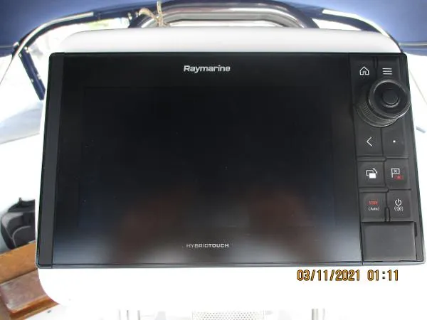 Slide: The Image of Catalina 350 MKI 2003 - 6