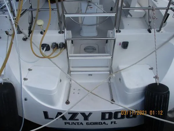 Slide: The Image of Catalina 350 MKI 2003 - 8