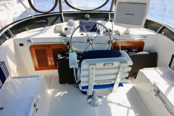 Slide: The Image of Heritage East 36 Sundeck Trawler 2000 - 9
