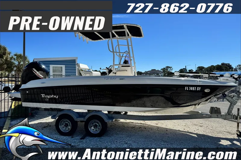 Slide: The Image of Pre-owned 2021 Bayliner Trophy T21Bay boat for sale at Antonietti Marine. - 3