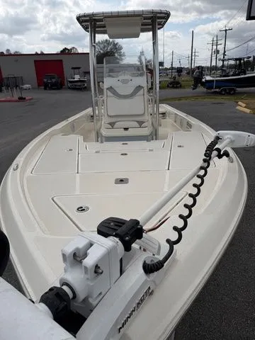 Slide: The Image of Skeeter SX 240 2021 - 4