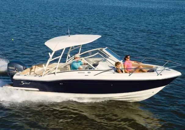 Slide: The Image of Scout 245 Dorado 2015 - 0