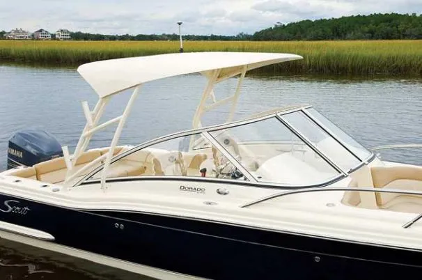 Slide: The Image of Scout 245 Dorado 2015 - 1