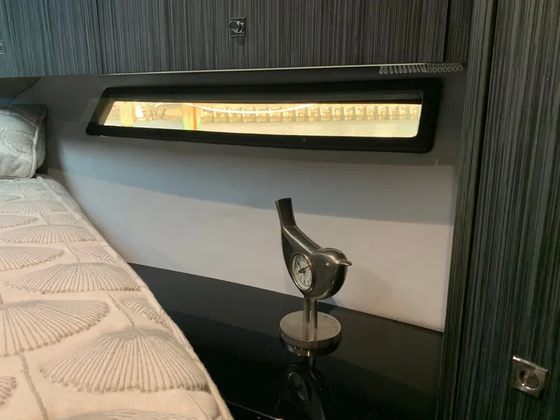 Slide: The Image of Interior of Silverton 4100 SC yacht, 2019 model. - 26