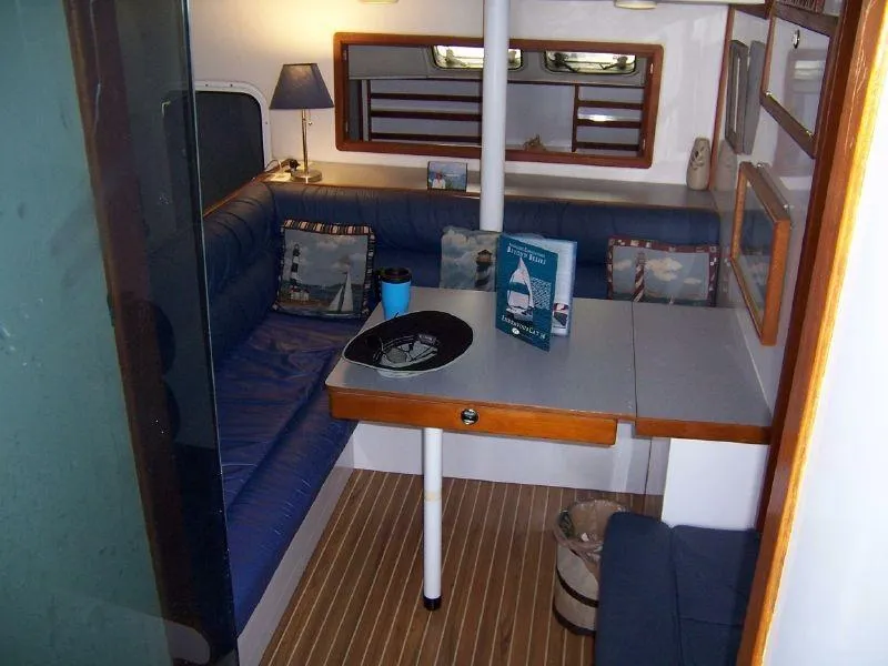 Slide: The Image of Endeavour Catamaran Corp Endeavourcat 36 1999 - 10