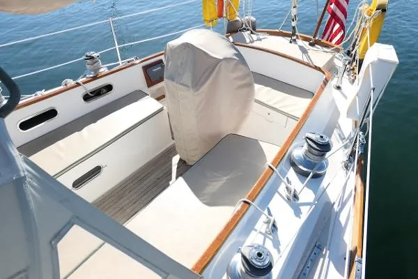 Slide: The Image of Hinckley Yachts Sou'wester 42 Sloop 1984 - 7