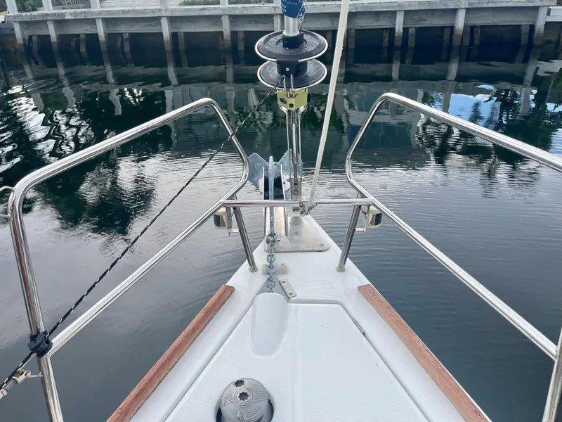 Slide: The Image of Bow view of a 2009 Beneteau Oceanis 43 yacht. - 10