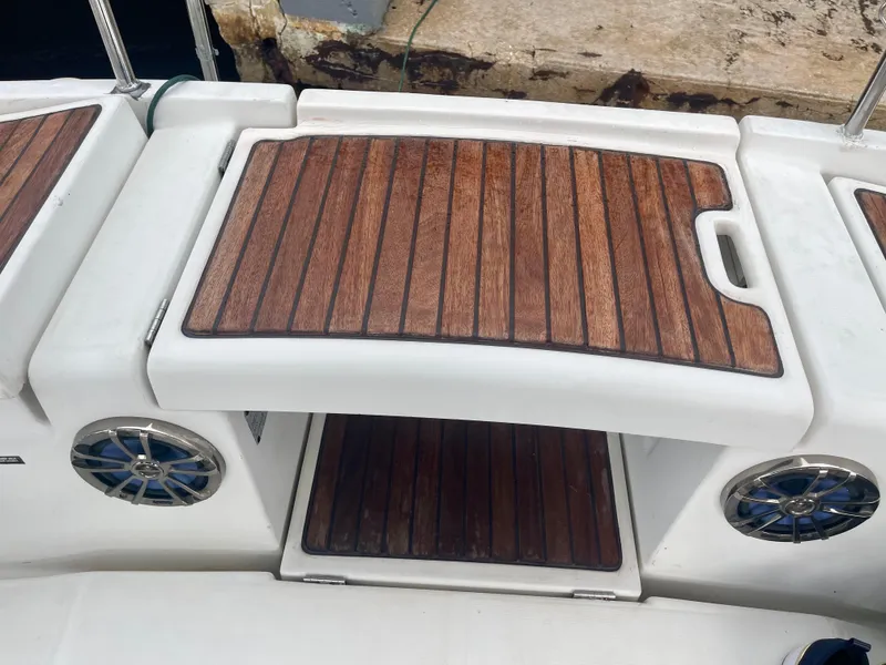 Slide: The Image of Teak deck of Beneteau Oceanis 43, year 2009. - 43