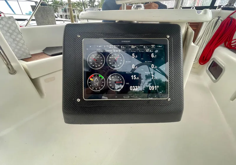 Slide: The Image of Beneteau Oceanis 43 2009 with navigation display in cockpit. - 48