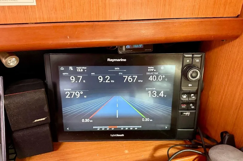 Slide: The Image of Raymarine navigation display on 2009 Beneteau Oceanis 43 sailboat, showing speed and heading. - 59
