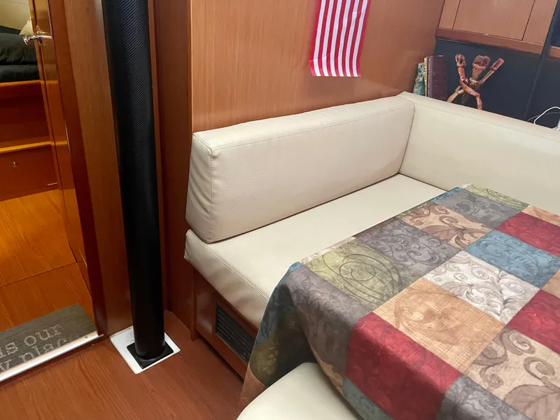 Slide: The Image of Beneteau Oceanis 43 2009 - 73