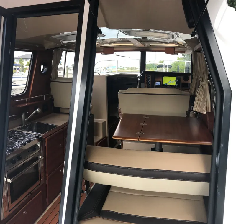 Slide: The Image of Ranger Tug R27 LUXURY EDITION 2019 - 10