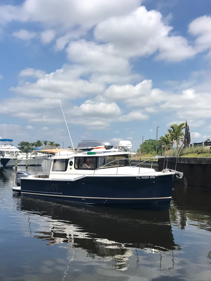 Slide: The Image of Ranger Tug R27 LUXURY EDITION 2019 - 2