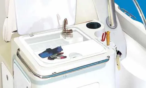 Slide: The Image of Boston Whaler 305 Conquest 2004 - 3