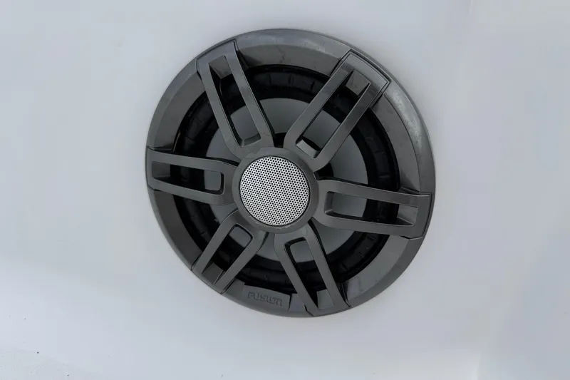 Slide: The Image of Speaker on 2020 Sportsman Tournament 214 SBX Bay Boat, featuring sleek design and modern technology. - 18