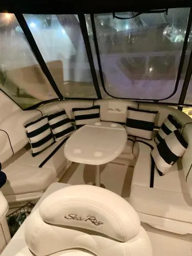 Slide: The Image of Sea Ray 44 Sedan Bridge 2006 - 9