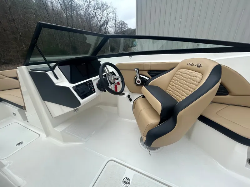 Slide: The Image of Sea Ray SPX 230 2023 - 4