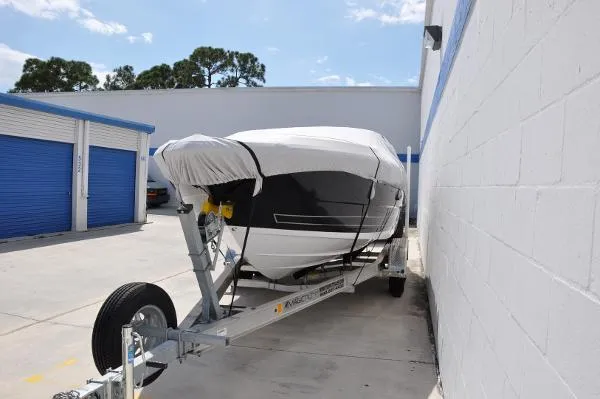 Slide: The Image of Monterey 235 Super Sport 2020 - 4