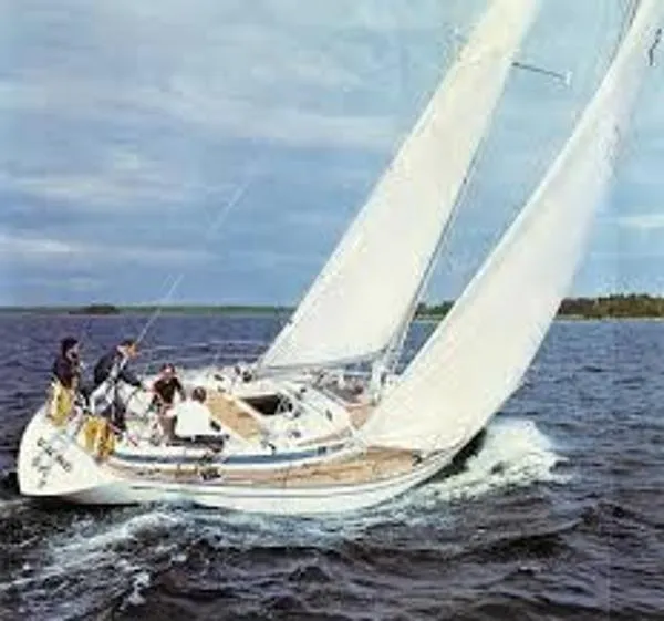 Slide: The Image of Nautor Swan 431 1977 - 0