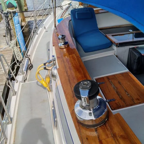 Slide: The Image of Antigua Center Cockpit 1987 - 5