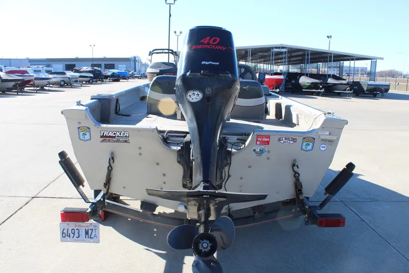 Slide: The Image of 2004 Tracker Pro Angler V 16 boat with Mercury 40 engine on trailer. - 6