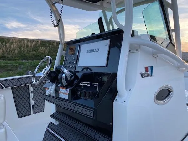 Slide: The Image of Scarab 302 Sport Center Console 2017 - 1