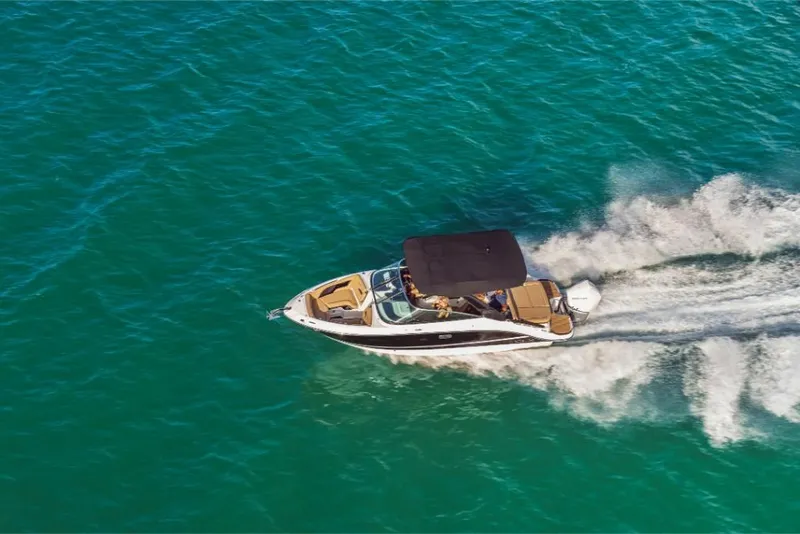 Slide: The Image of 2023-Sea-Ray-SLX-260-OB-MarineMax - 6